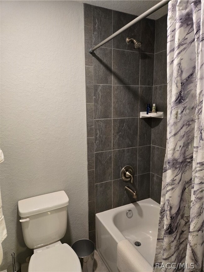 Building Photo - 13 Whitewood Ct