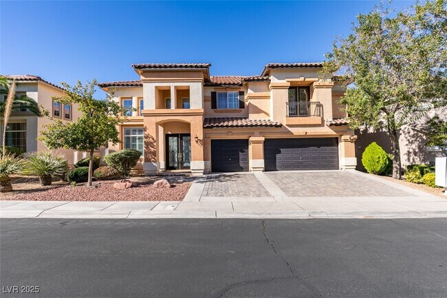 Building Photo - 1401 Via Savona Dr