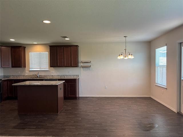 Building Photo - 1513 Waggoner Dr