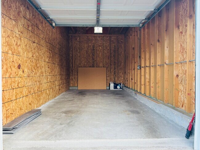 Building Photo - 128 Bertram Dr