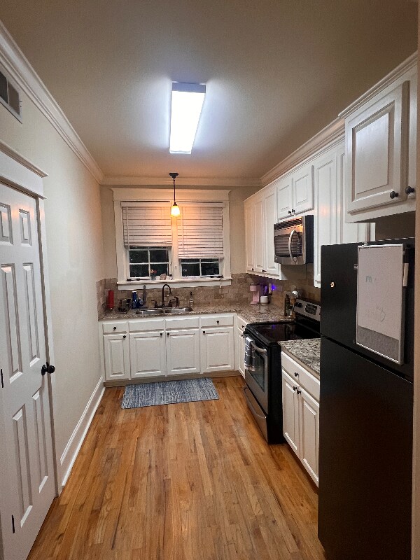 Building Photo - 3259 Carlotta St