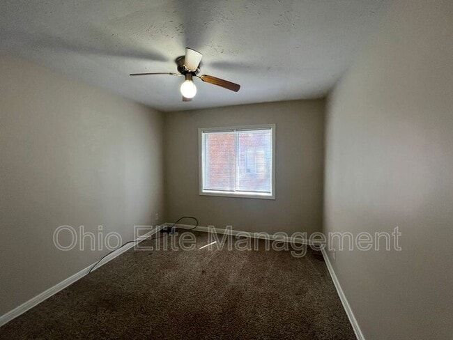 Building Photo - 397 S Chase Ave