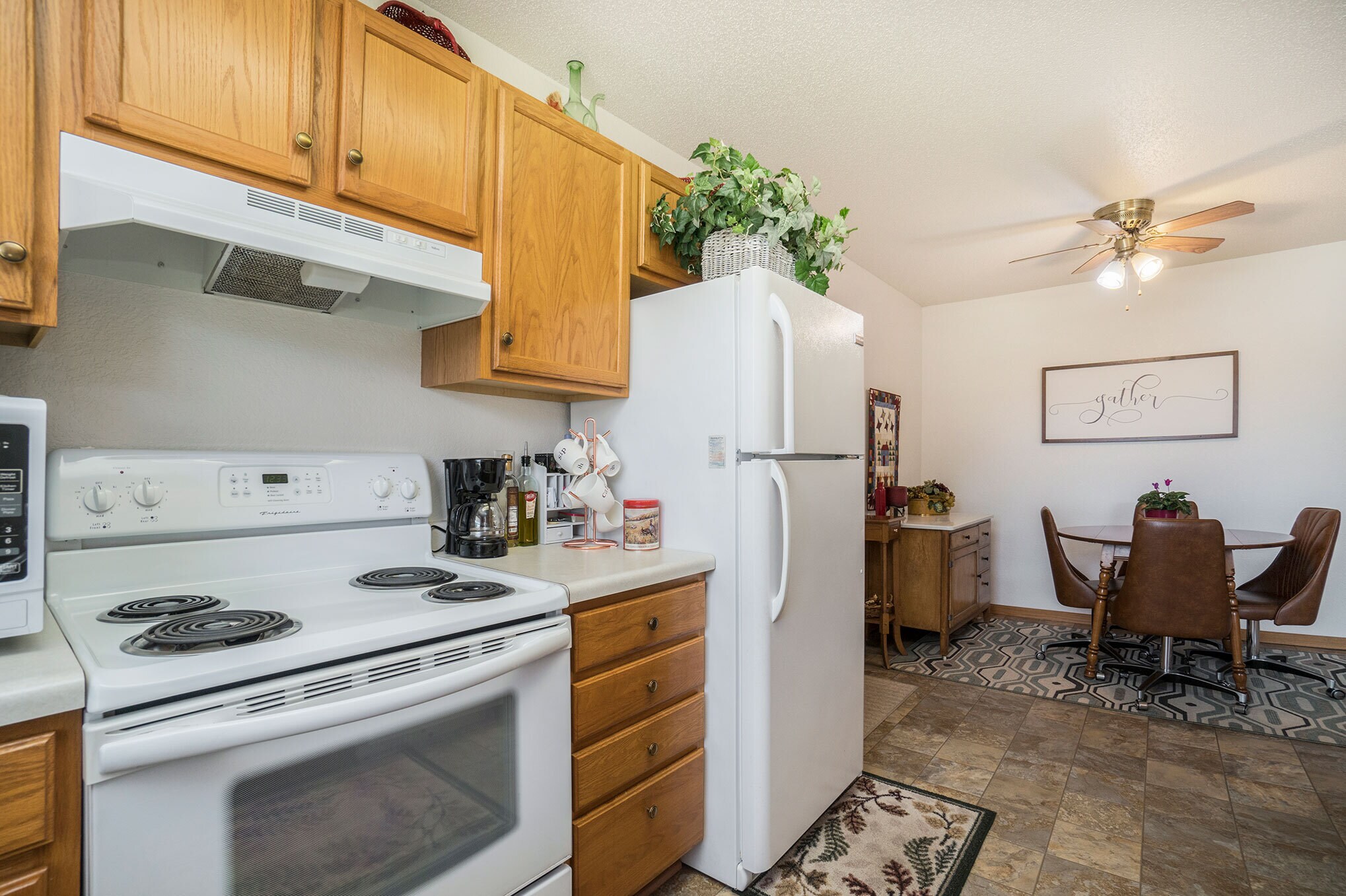 Building Photo - 2600 Poetters Cir