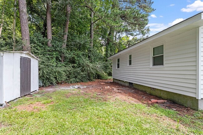 Building Photo - Move-In Ready Ranch Home in Prime Princeto...