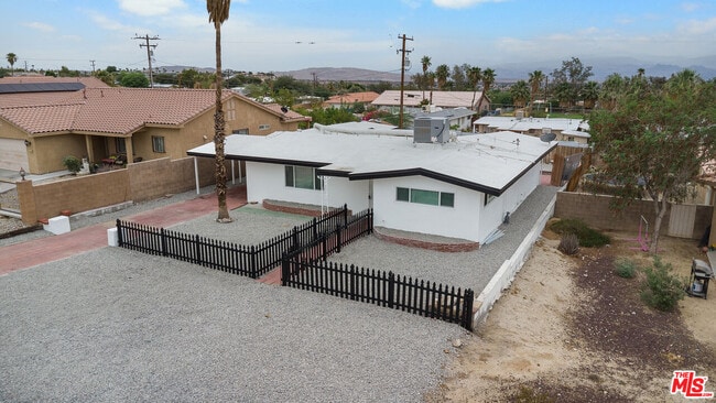 Building Photo - 66895 Buena Vista Ave