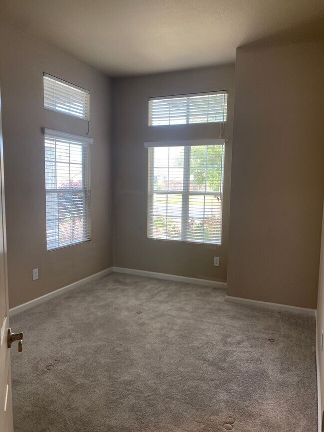 Building Photo - 5119 Windham Way