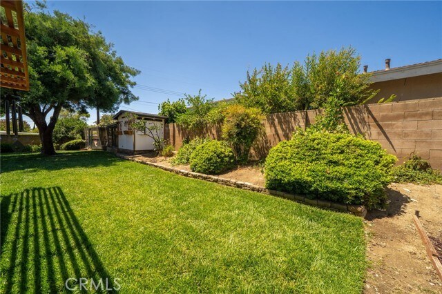 Building Photo - 1025 Kent Dr