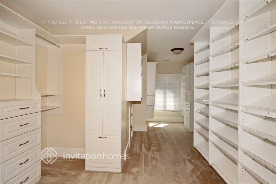 Building Photo - 404 Wynns Way SW
