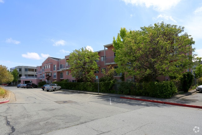 Primary Photo - Broadway Manor Apartments