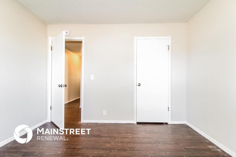 Building Photo - 1305 Aquarius Rd