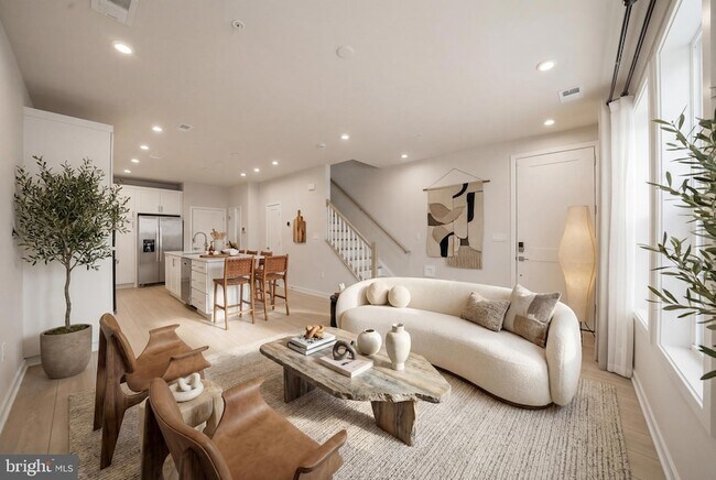 Building Photo - 7488 Backett Wood Ter