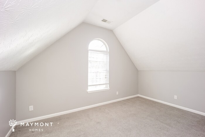 Building Photo - 11189 James Madison Dr