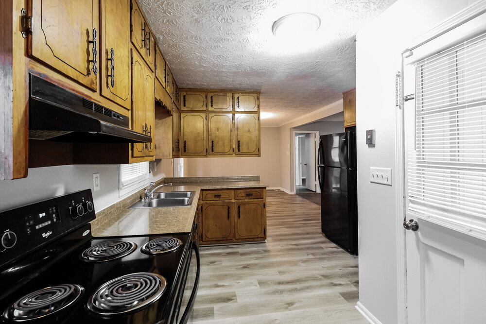 Building Photo - 2244 Briarwood Cir SW