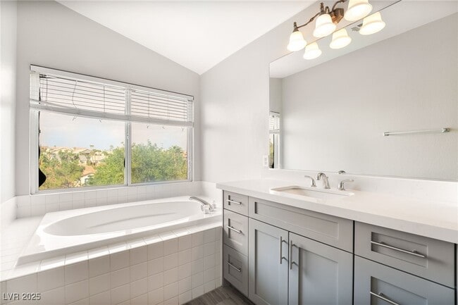 Building Photo - 1533 Sabatini Dr