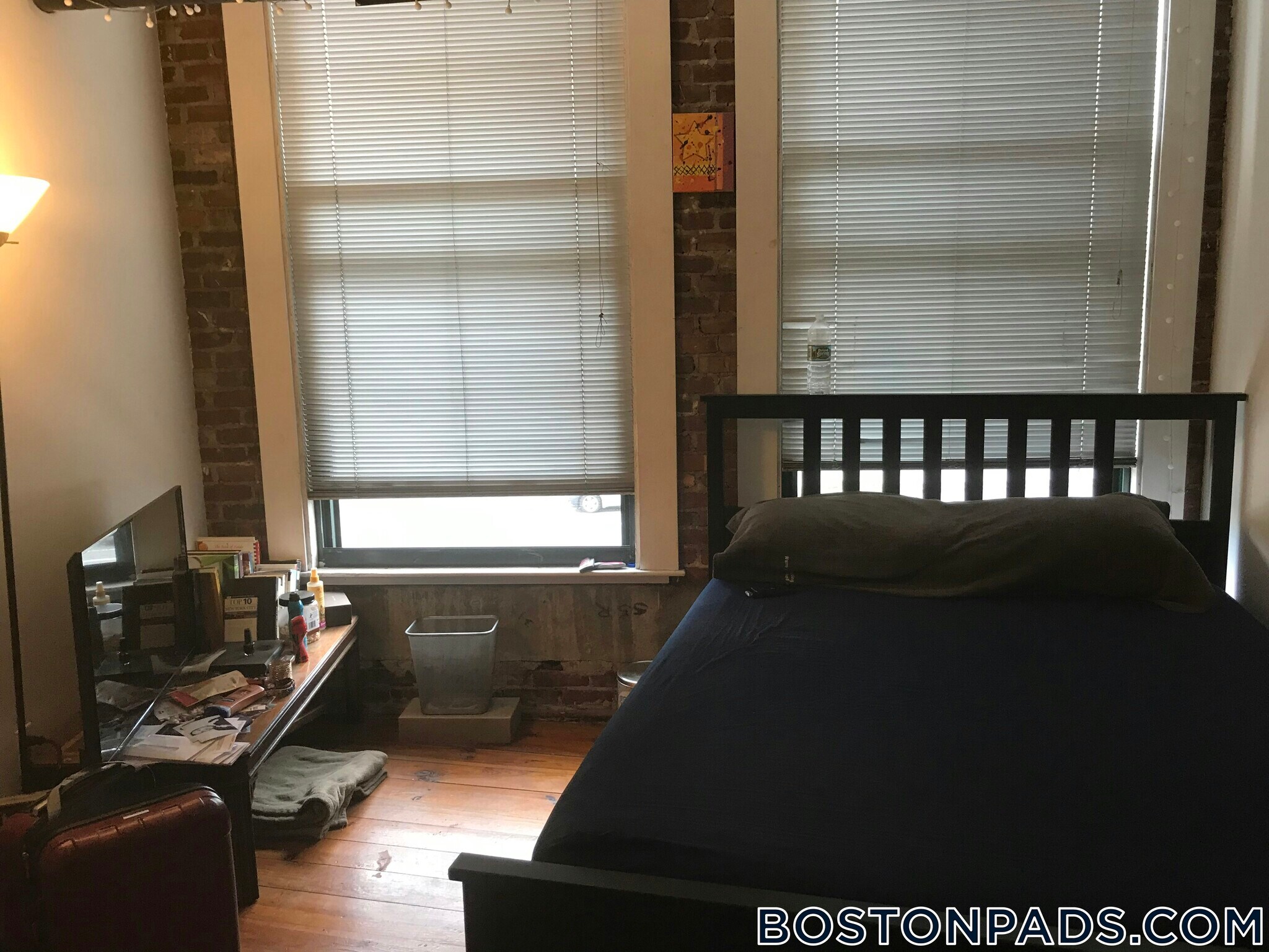 Building Photo - 600 Columbia Rd