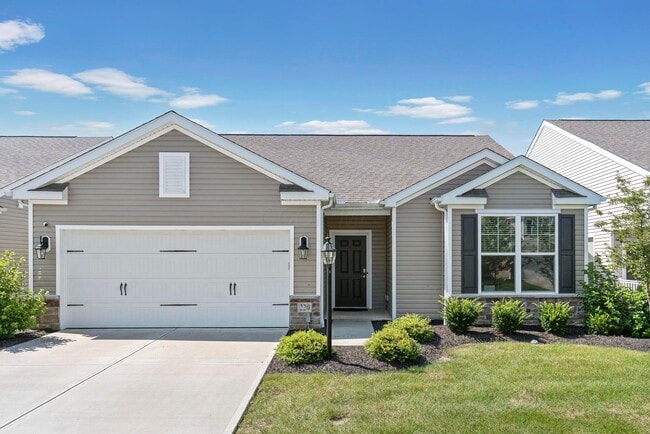 Primary Photo - 220 Woodland Sky Dr