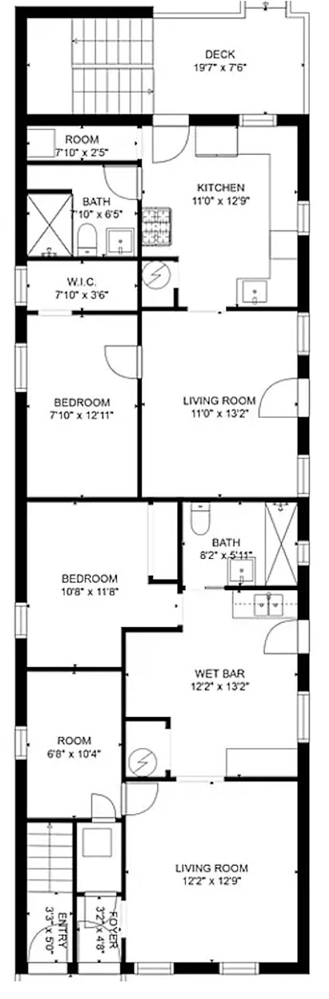 Building Photo - 2102 W Roscoe St