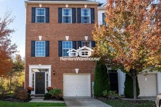 Building Photo - 1910 Reading Ct