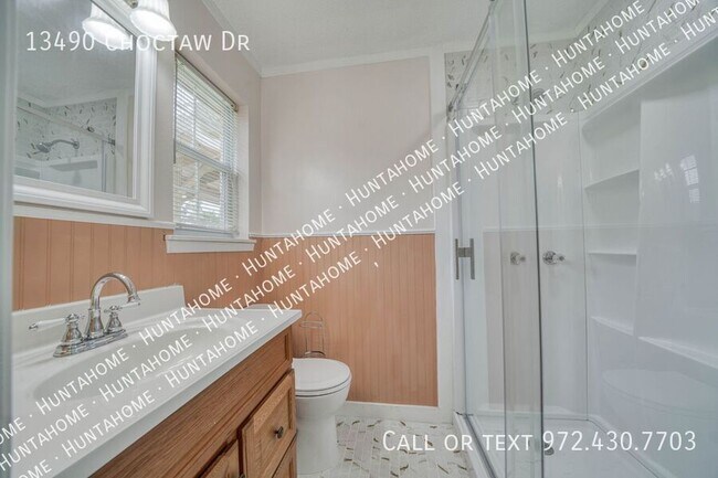 Building Photo - 13490 Choctaw Dr