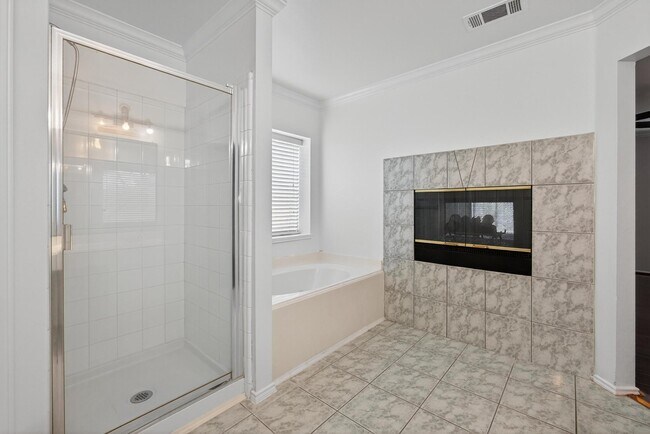 Building Photo - 2202 Laurel Branch Way