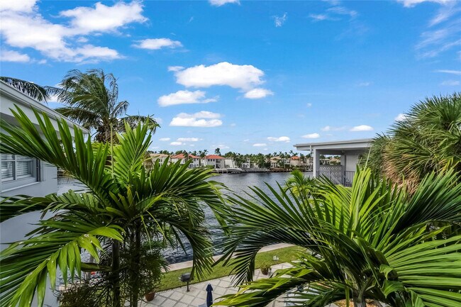 Building Photo - 2600 S Ocean Dr