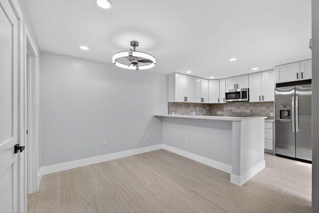 Building Photo - 183 Charter Way