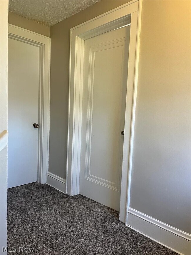 Building Photo - 783 Leonard St