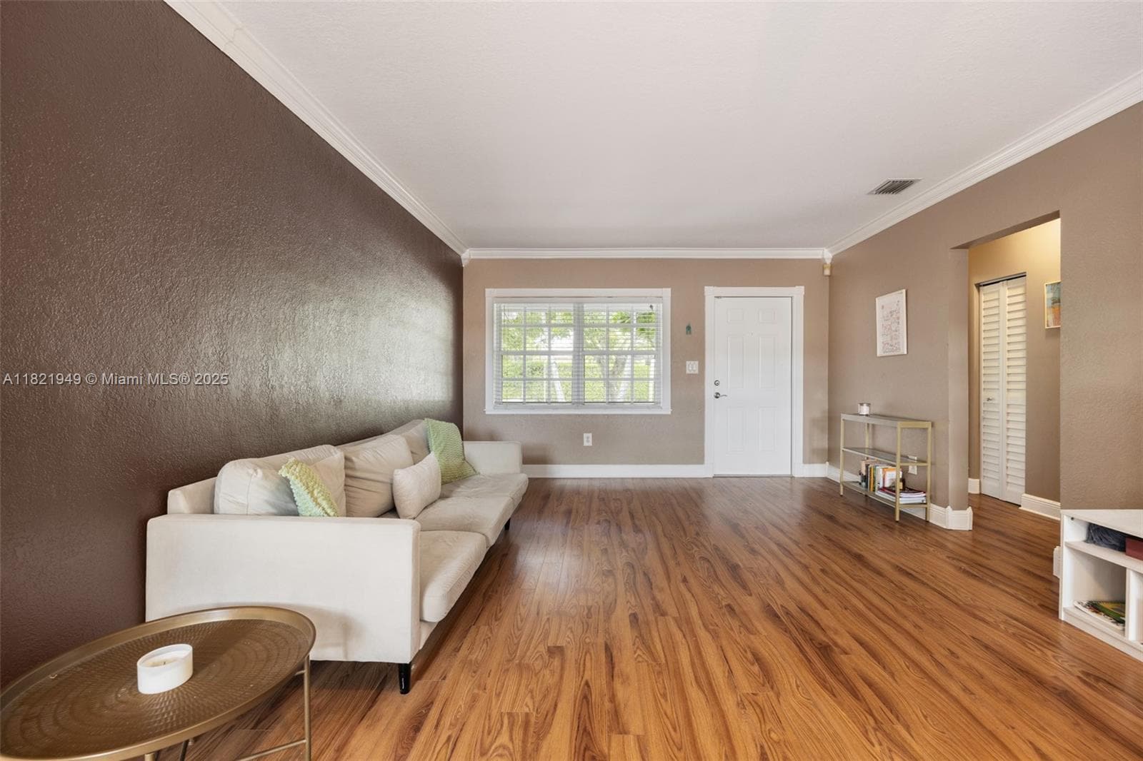 Building Photo - 5490 SW 57th Ave