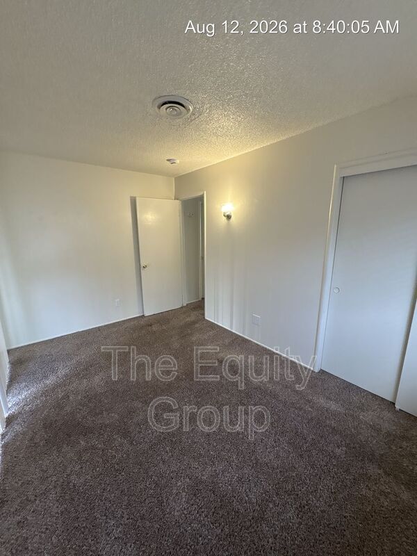 Building Photo - 801 S Conyer St