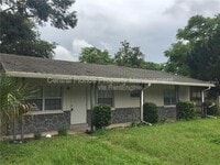 Building Photo - 2203 S Park Ave