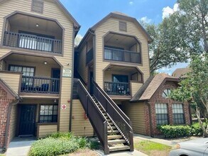 Building Photo - 315 Lakepointe Dr