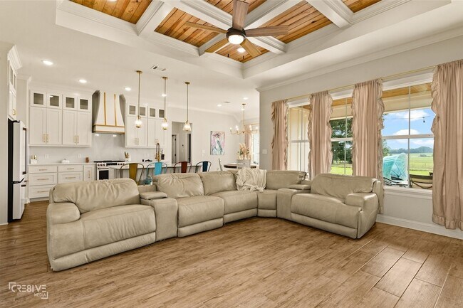 Building Photo - 440 LEGACY Pl