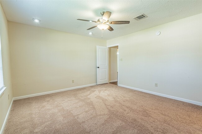 Building Photo - 11438 Brook Meadow Dr
