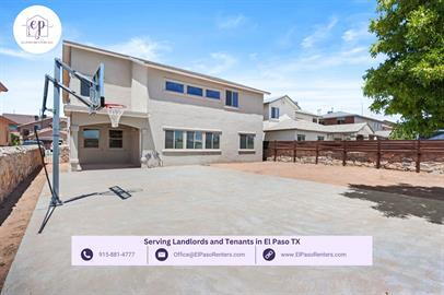 Building Photo - Large 2 story home with refrigerated air, huge backyard.