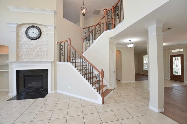Building Photo - 5527 Baron Ridge Ln