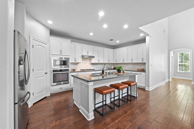 Building Photo - 15909 Villa Frontera Dr