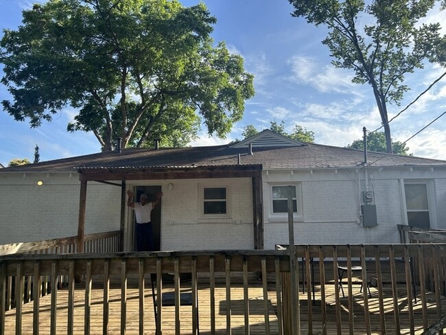 Building Photo - 6318 Belgrade Ave