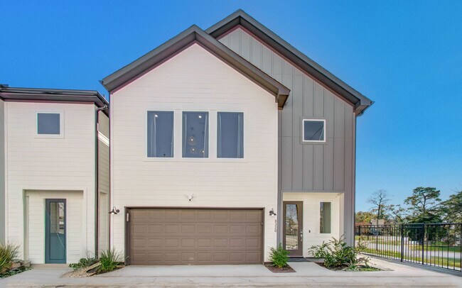 Building Photo - 8320 Curry Rd