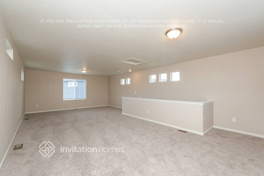 Building Photo - 5655 Bowerman Ln