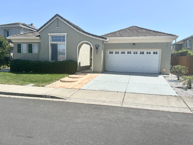 Building Photo - 107 Sage Sparrow Cir