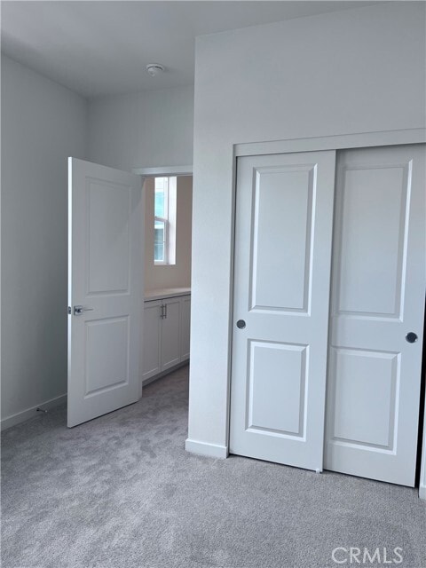 Building Photo - 4041 Pomelo Dr