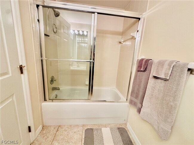 Building Photo - 1133 Van Loon Commons Cir