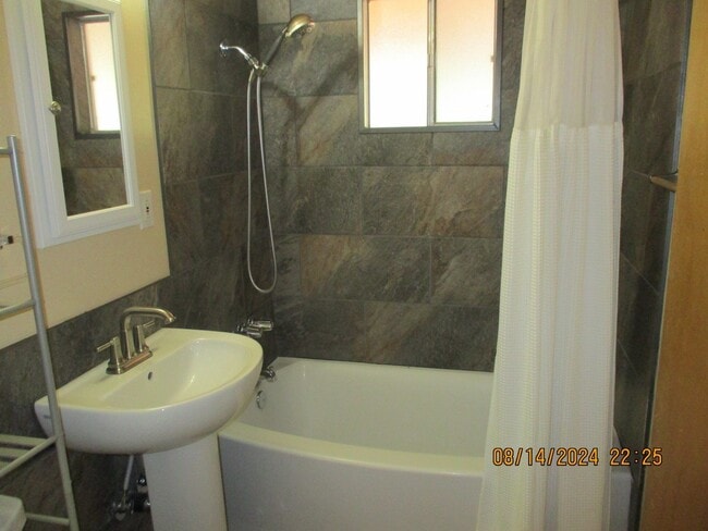 Building Photo - 622 S Cotton Tail Dr