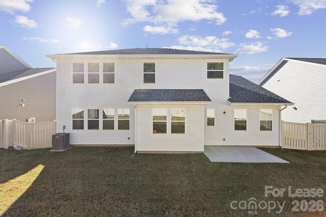 Building Photo - 15311 Red Canoe Way
