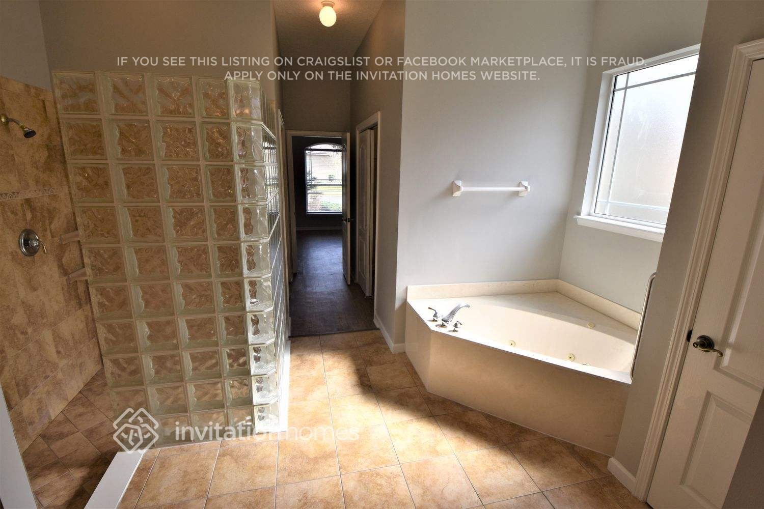 Building Photo - 1260 Harbour Town Dr