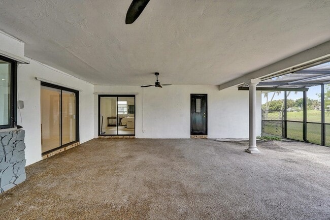 Building Photo - 3630 N 55th Ave