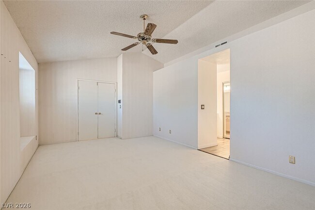 Building Photo - 1779 Yellowwood Dr