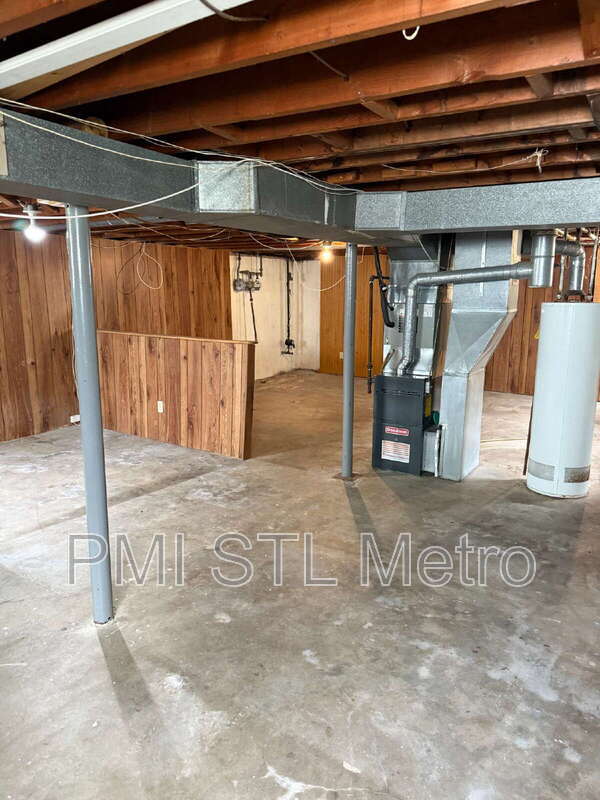 Building Photo - 1246 Darr Dr