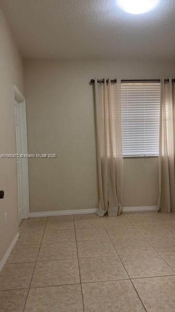 Building Photo - 981 SW 143rd Ave