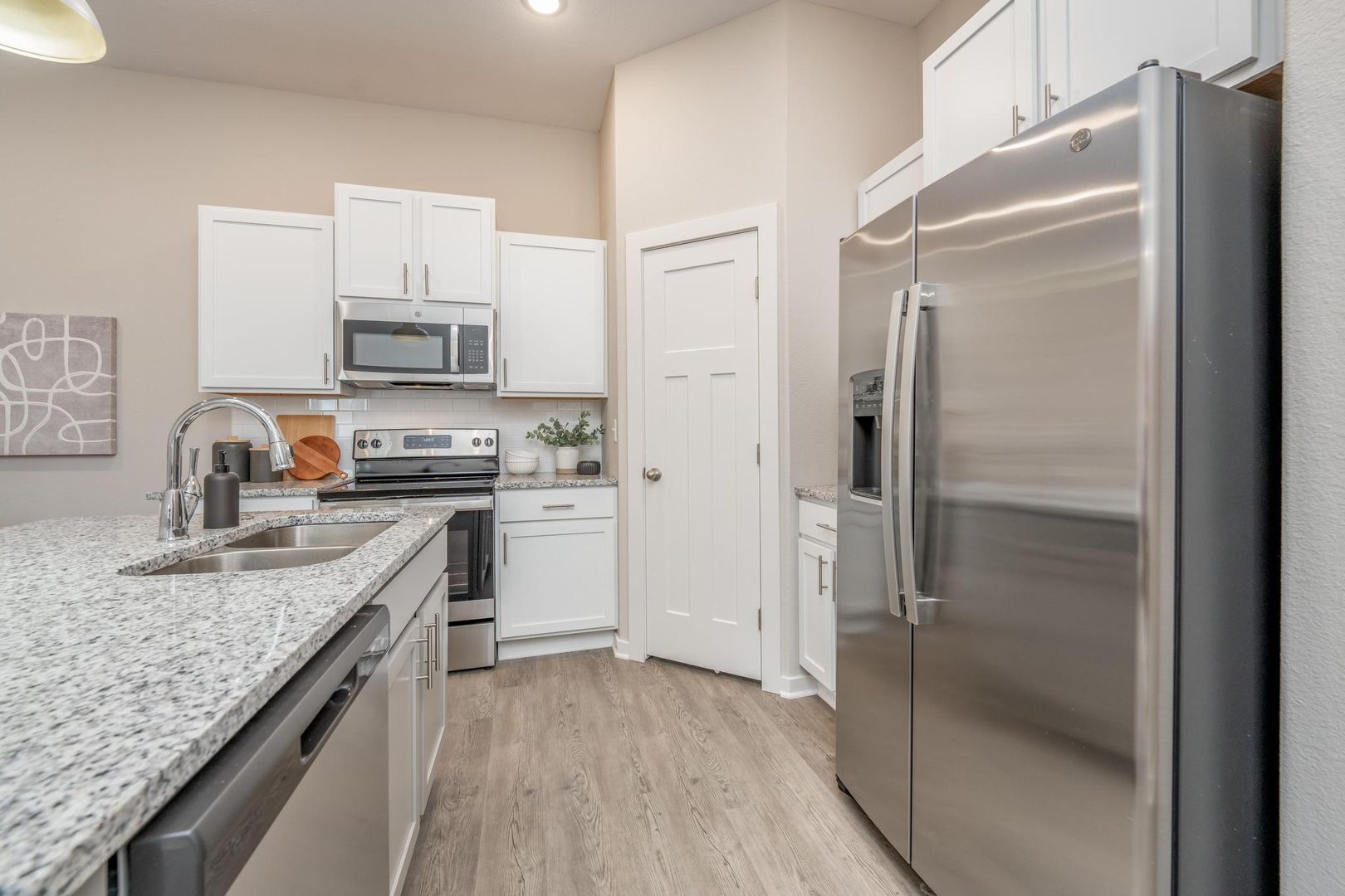 Building Photo - 3612 W Angel St